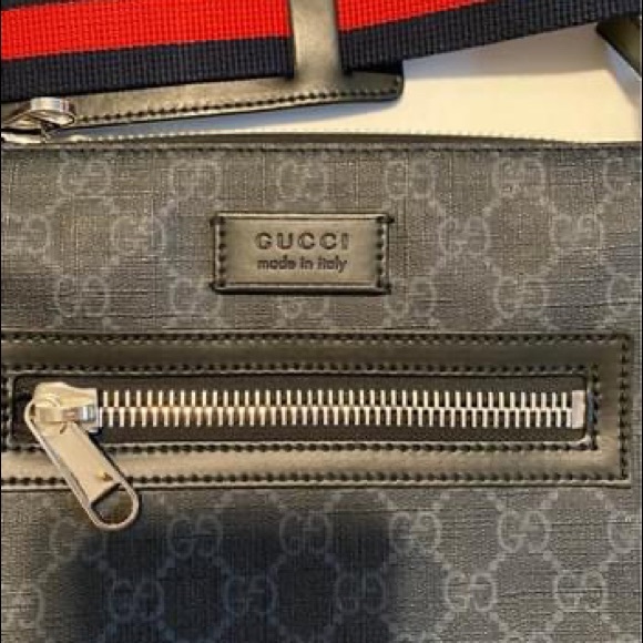 Gucci Messenger Bag - Picture 4 of 9